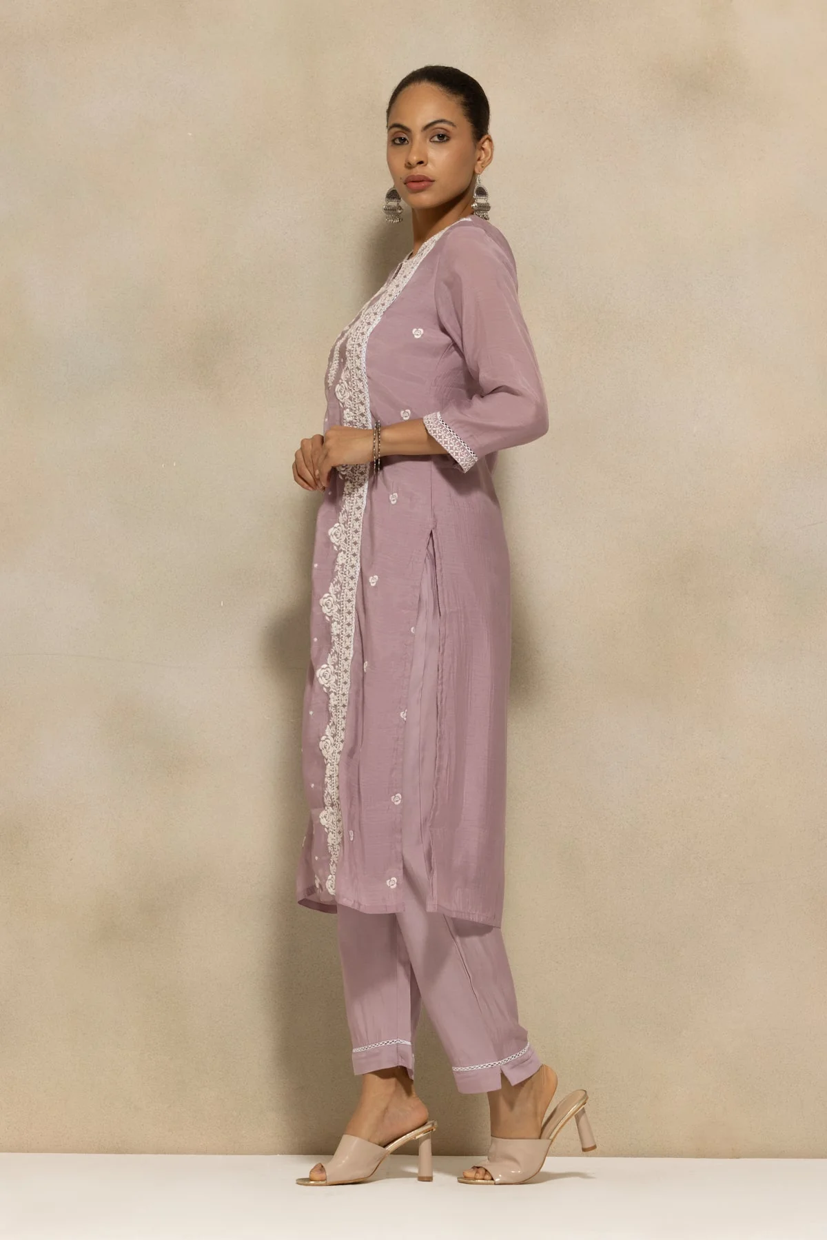 Purple Embroidered Kurta 3 Pcs Set - Image 2
