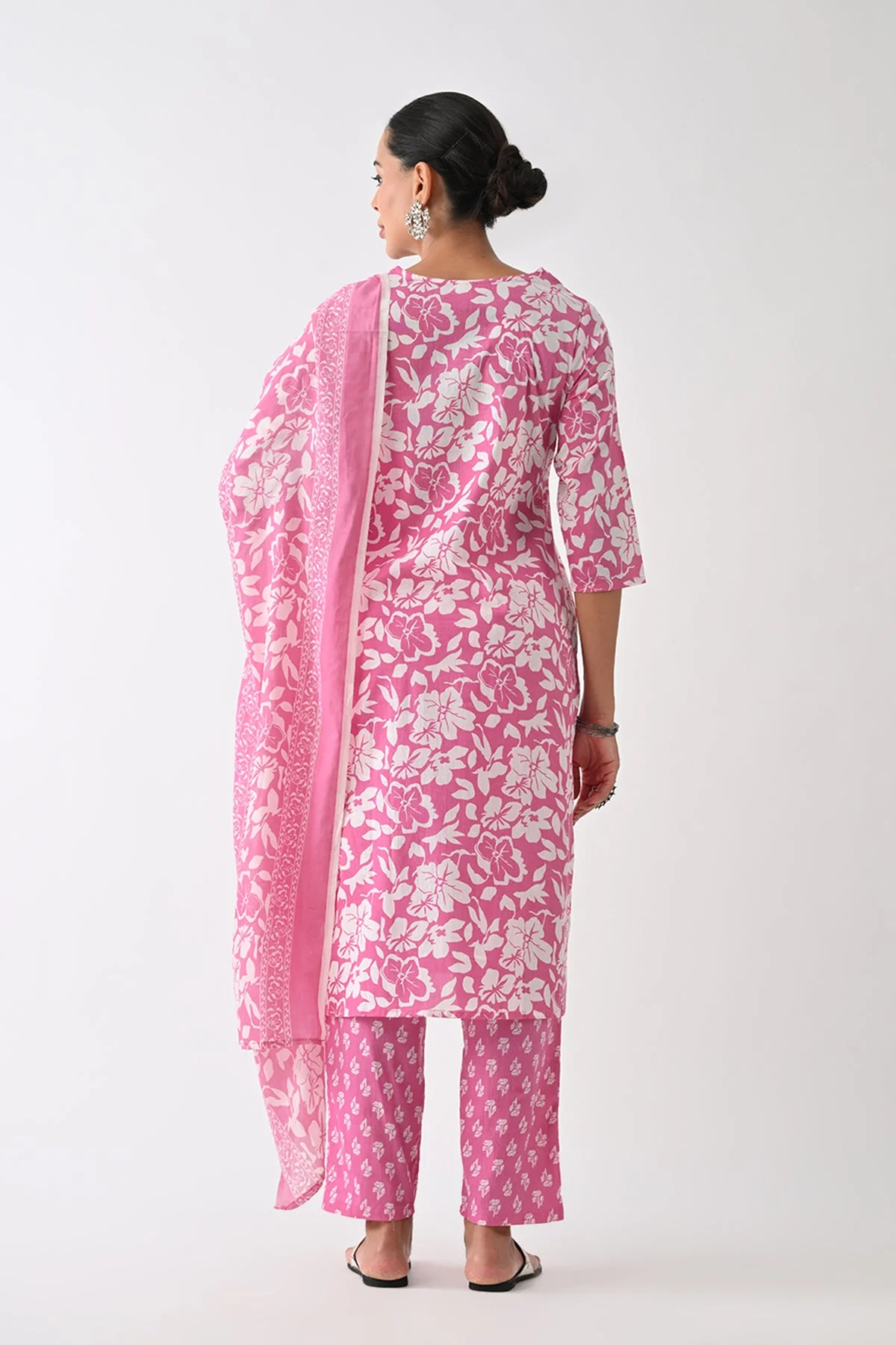 Purple Floral Printed Kurta 3 Pcs Set - Image 6