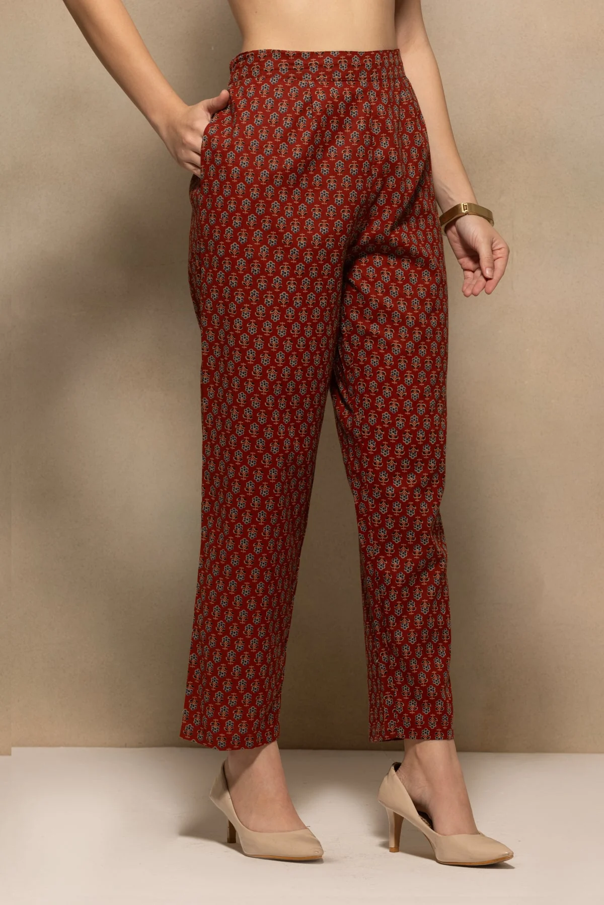 Rust Floral Printed Kurta 3 Pcs Set - Image 6
