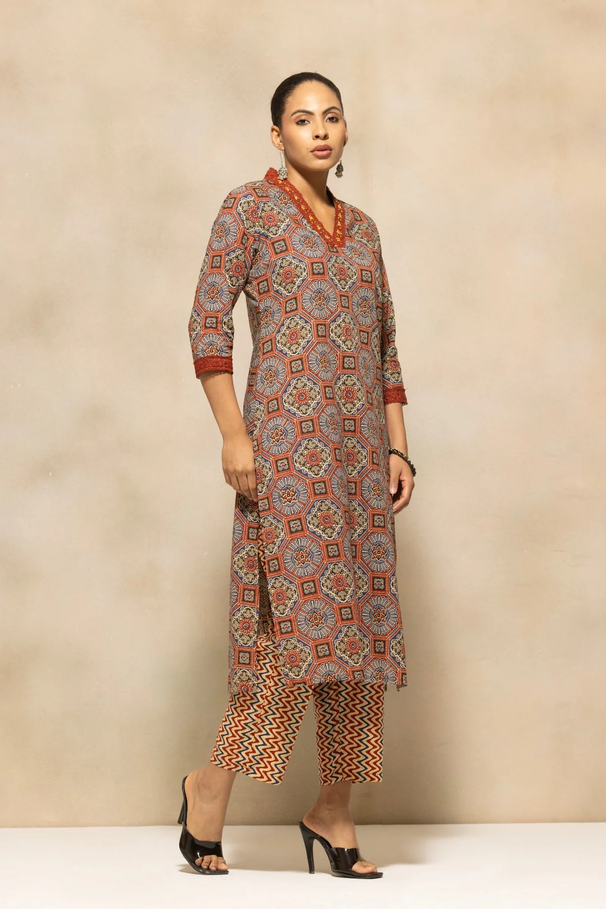 Rust Printed Kurta 3 Pcs Set - Image 3