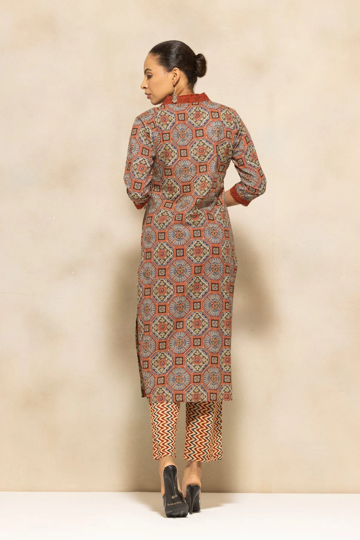 Rust Printed Kurta 3 Pcs Set - Image 5