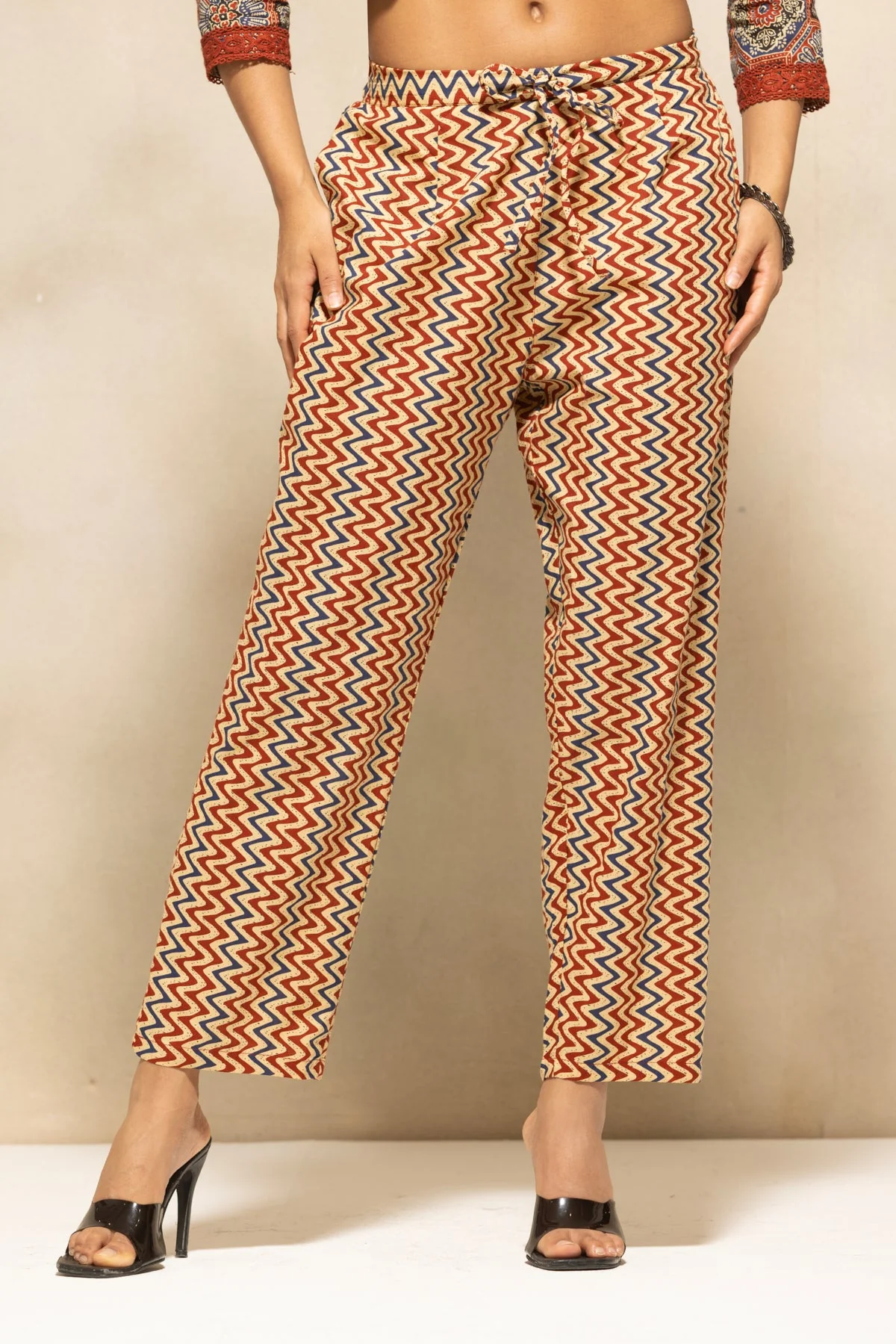 Rust Printed Kurta 3 Pcs Set - Image 6