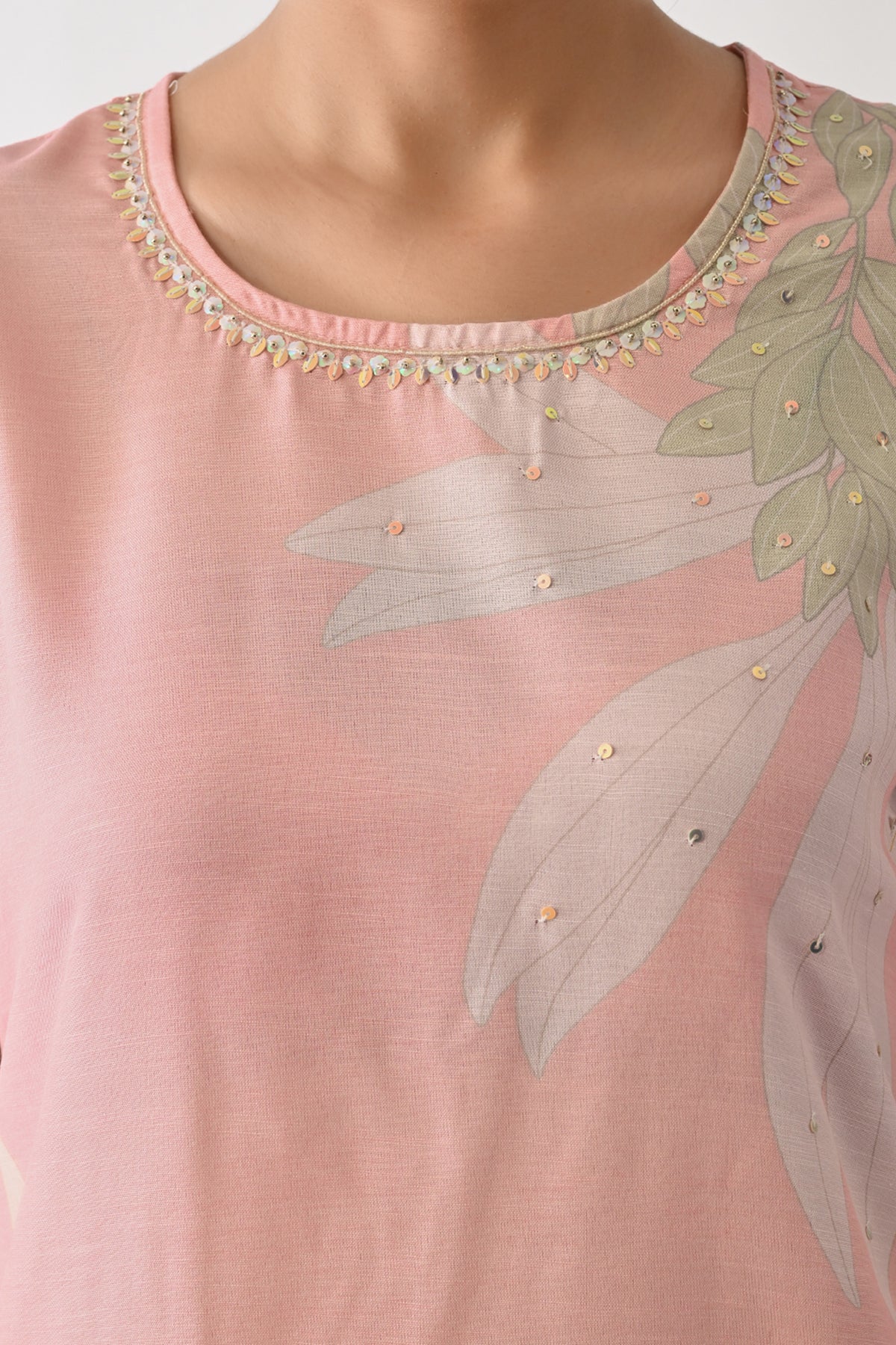 Soft Pink Printed Kurta 3 Pcs Set - Image 3