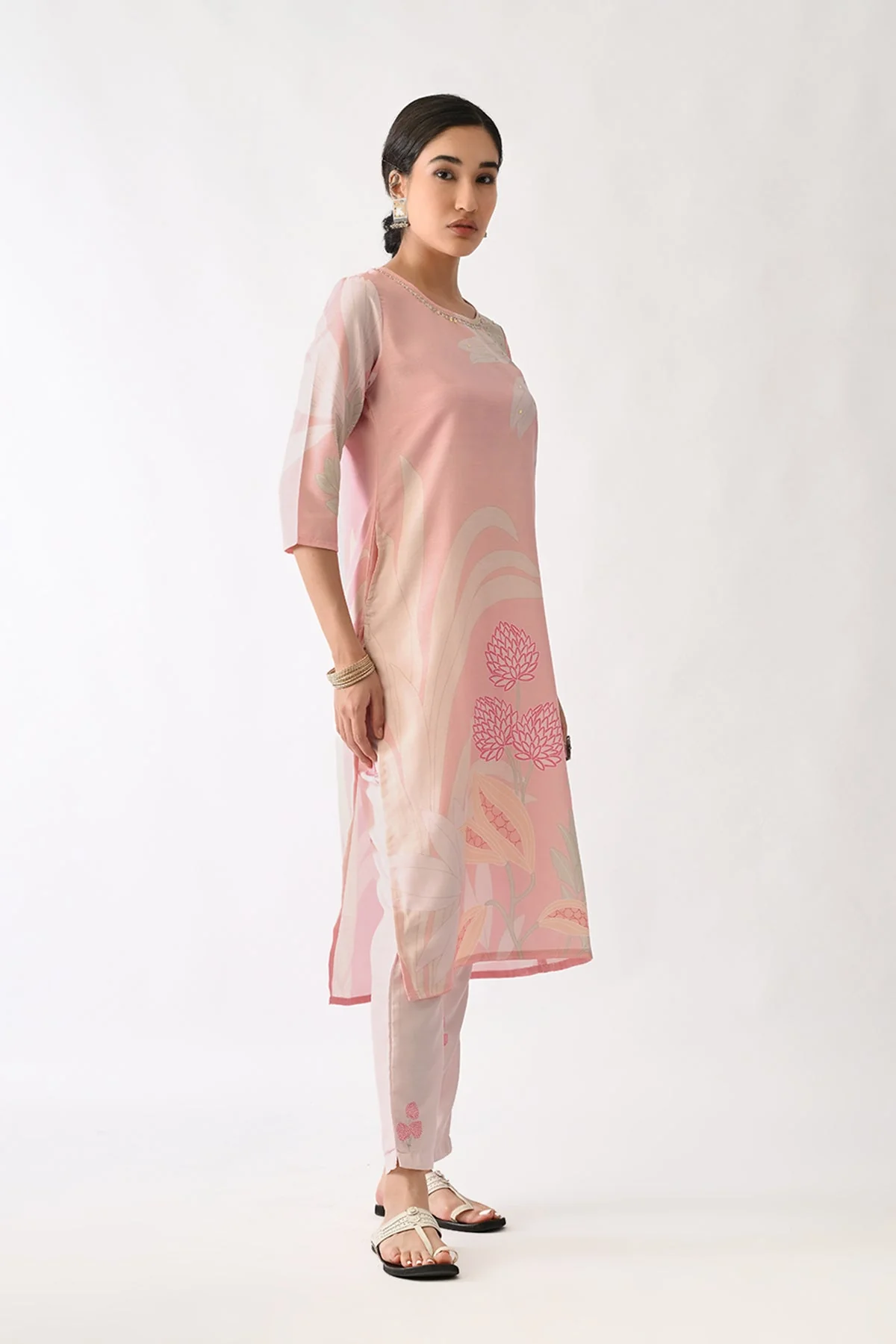 Soft Pink Printed Kurta 3 Pcs Set - Image 5