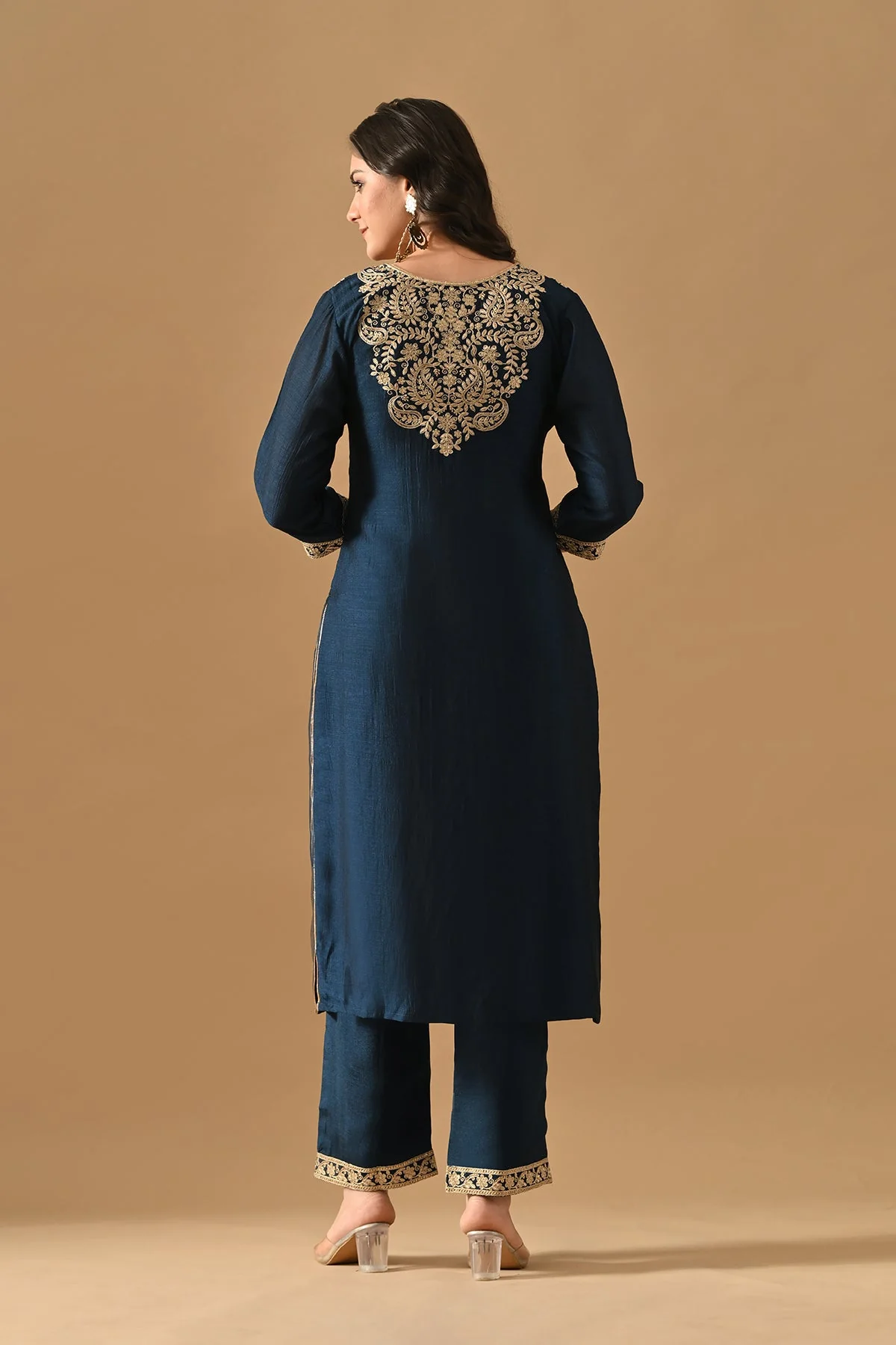 Teal Embroidered Kurta 3 Pcs Set - Image 4