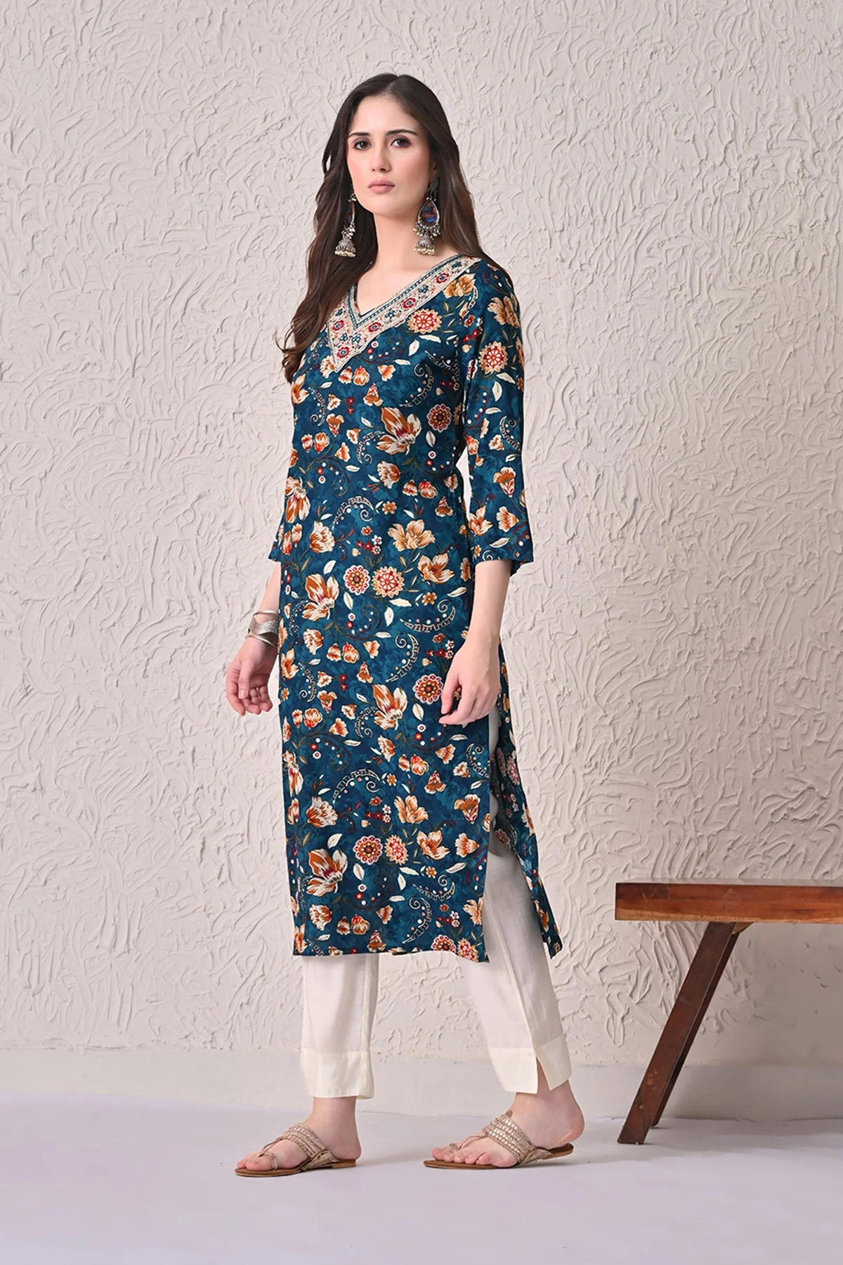 Teal Floral Printed Kurta - Image 2