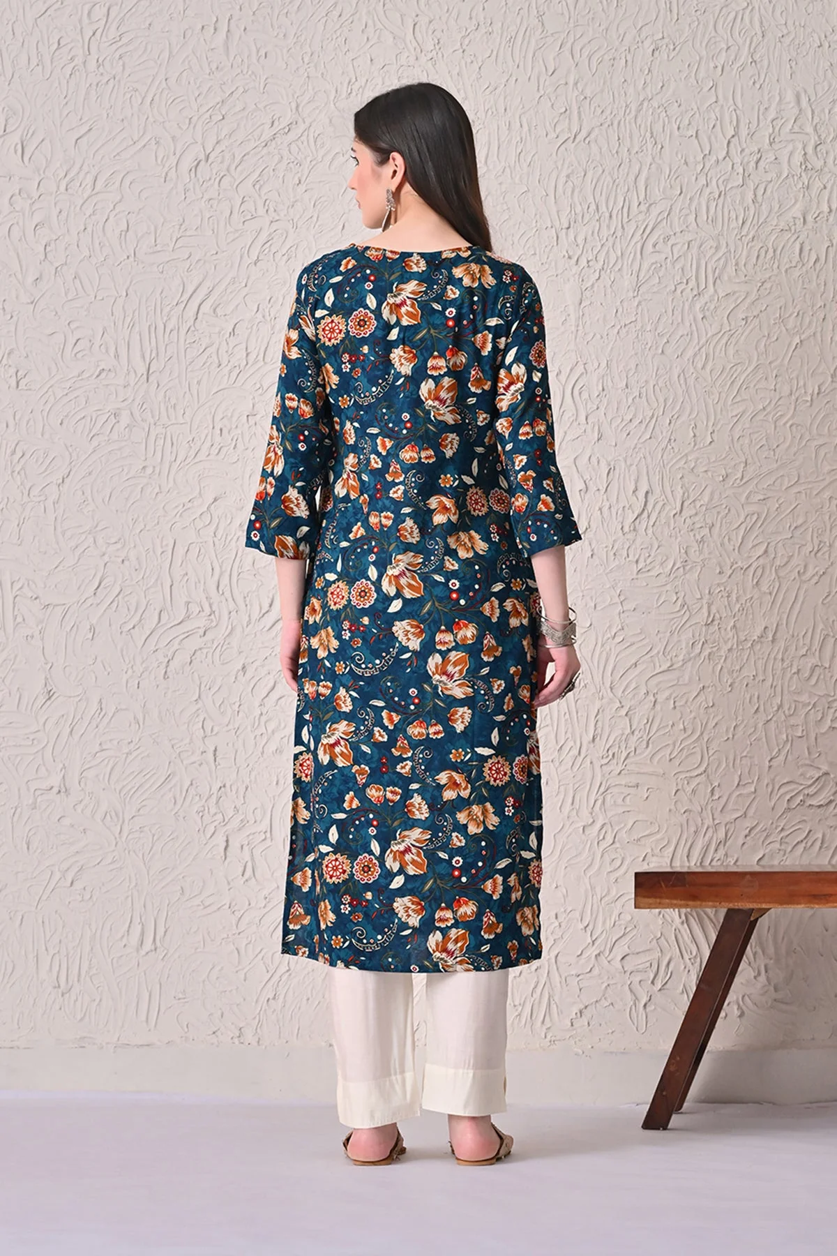 Teal Floral Printed Kurta - Image 5