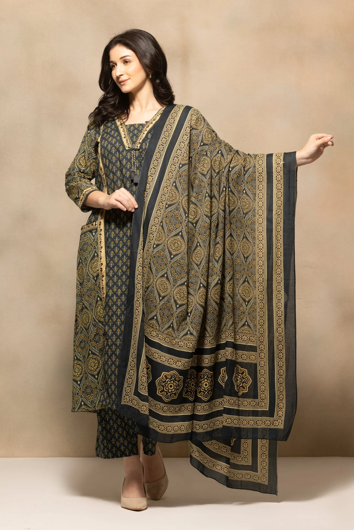 Teal Printed Flared Kurta 3 Pcs Set