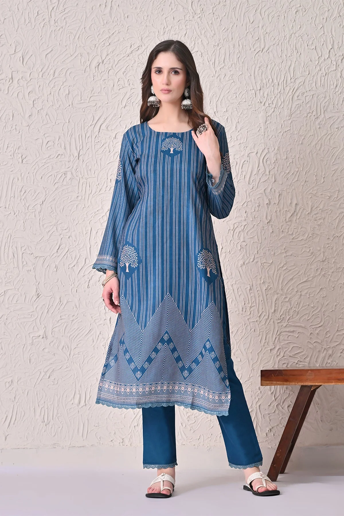 Teal Printed Kurta 3 Pcs Set - Image 2