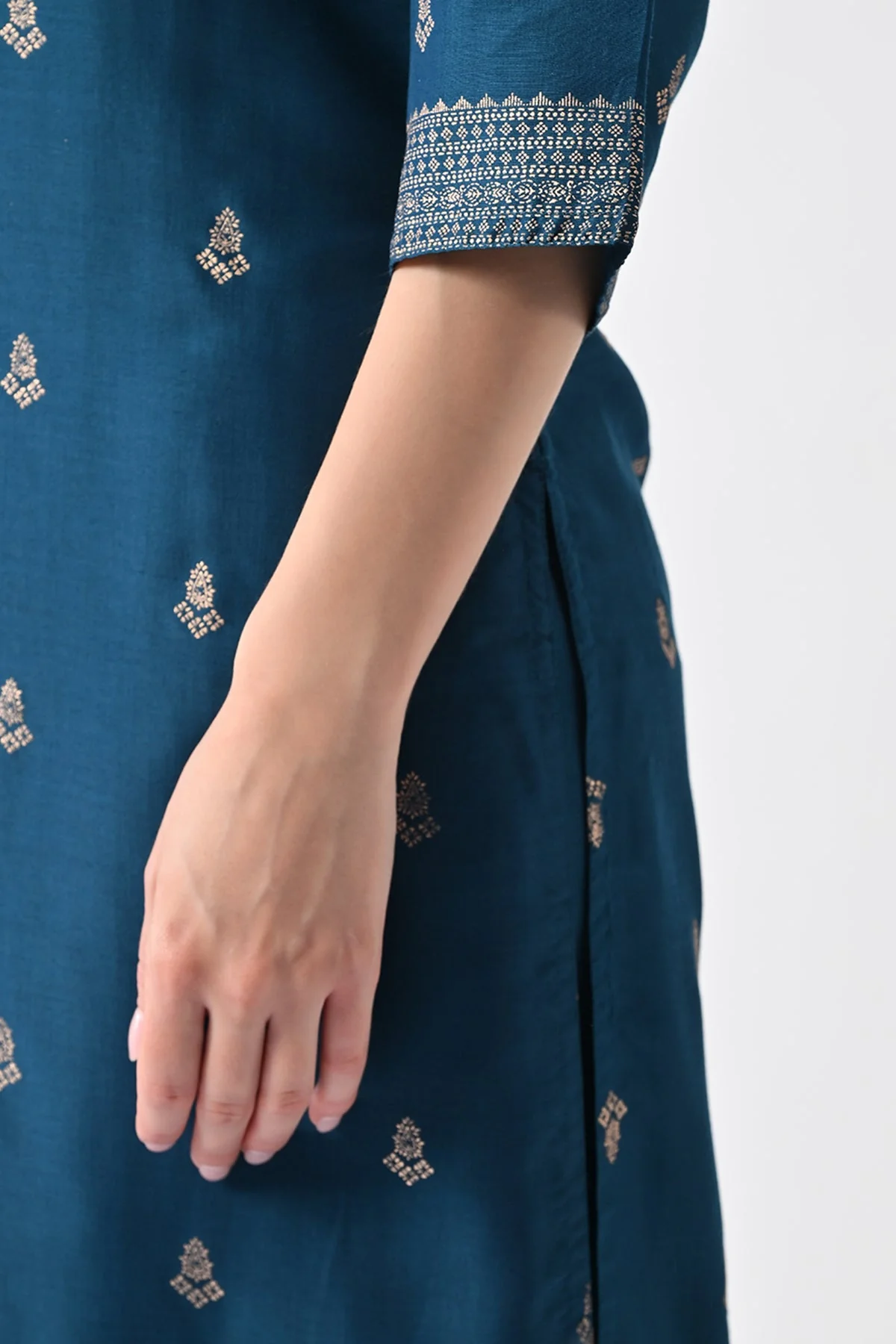 Teal Printed Straight Kurta 3 Pcs Set - Image 8