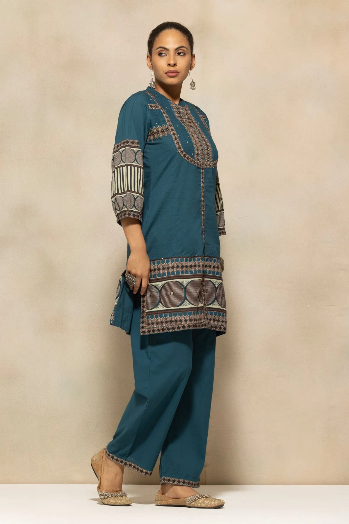 Teal Self-Design Kurta 2 Pcs Set - Image 3