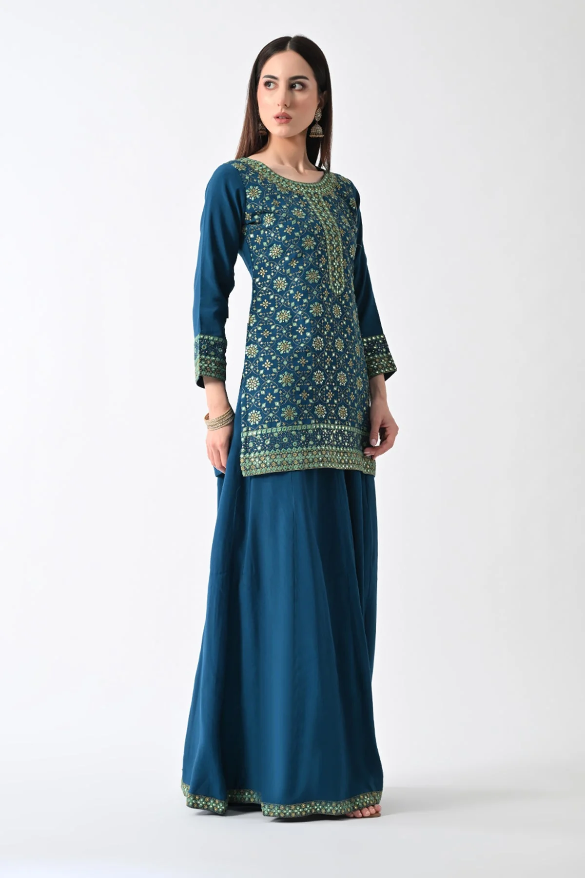 Teal Yoke Embroidered Kurta 3 Pcs Set - Image 2