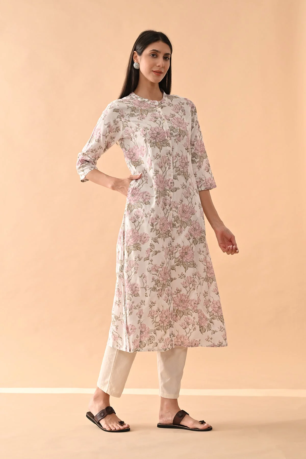 White Floral Printed Kurta - Image 3