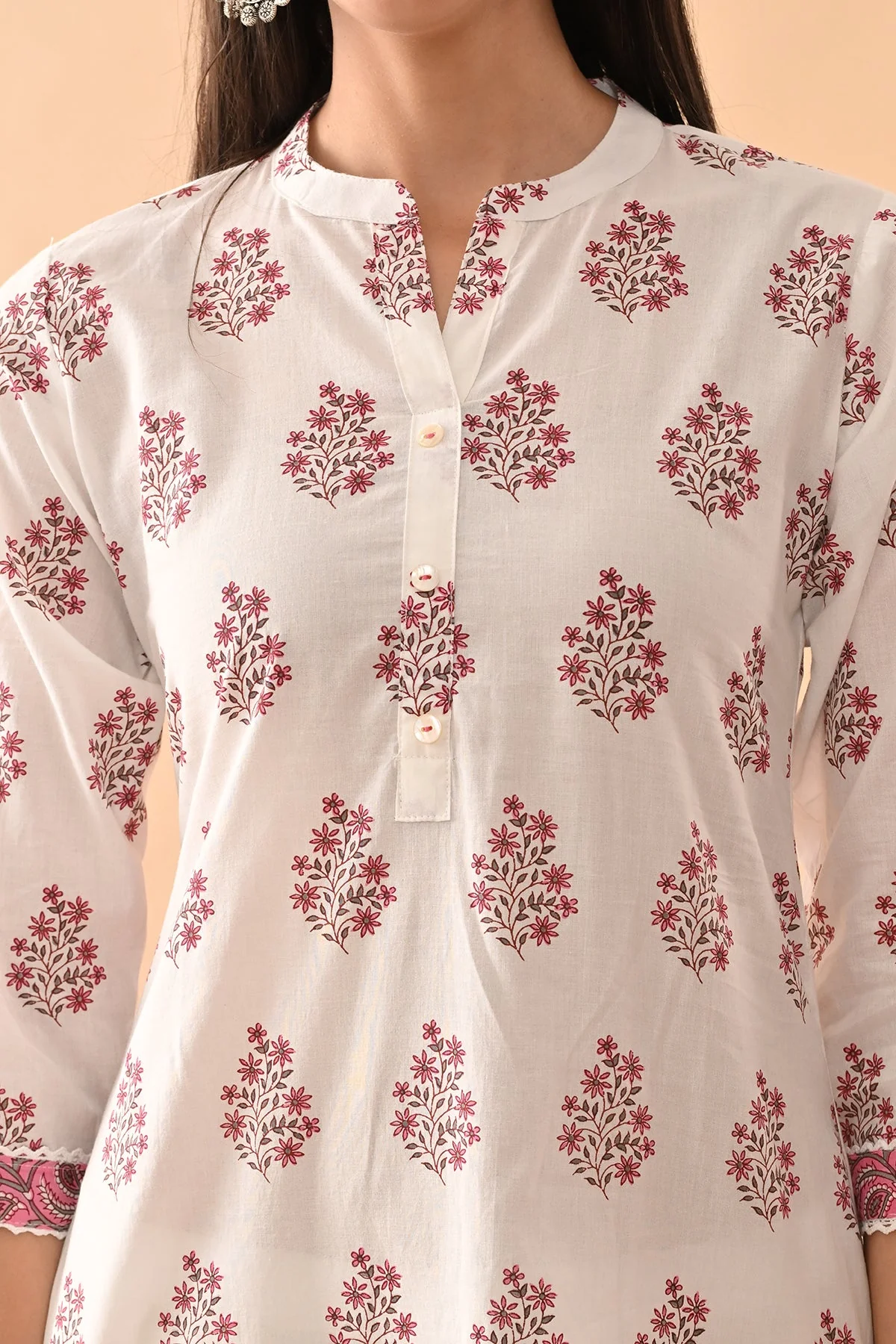 White Floral Printed Kurta - Image 4