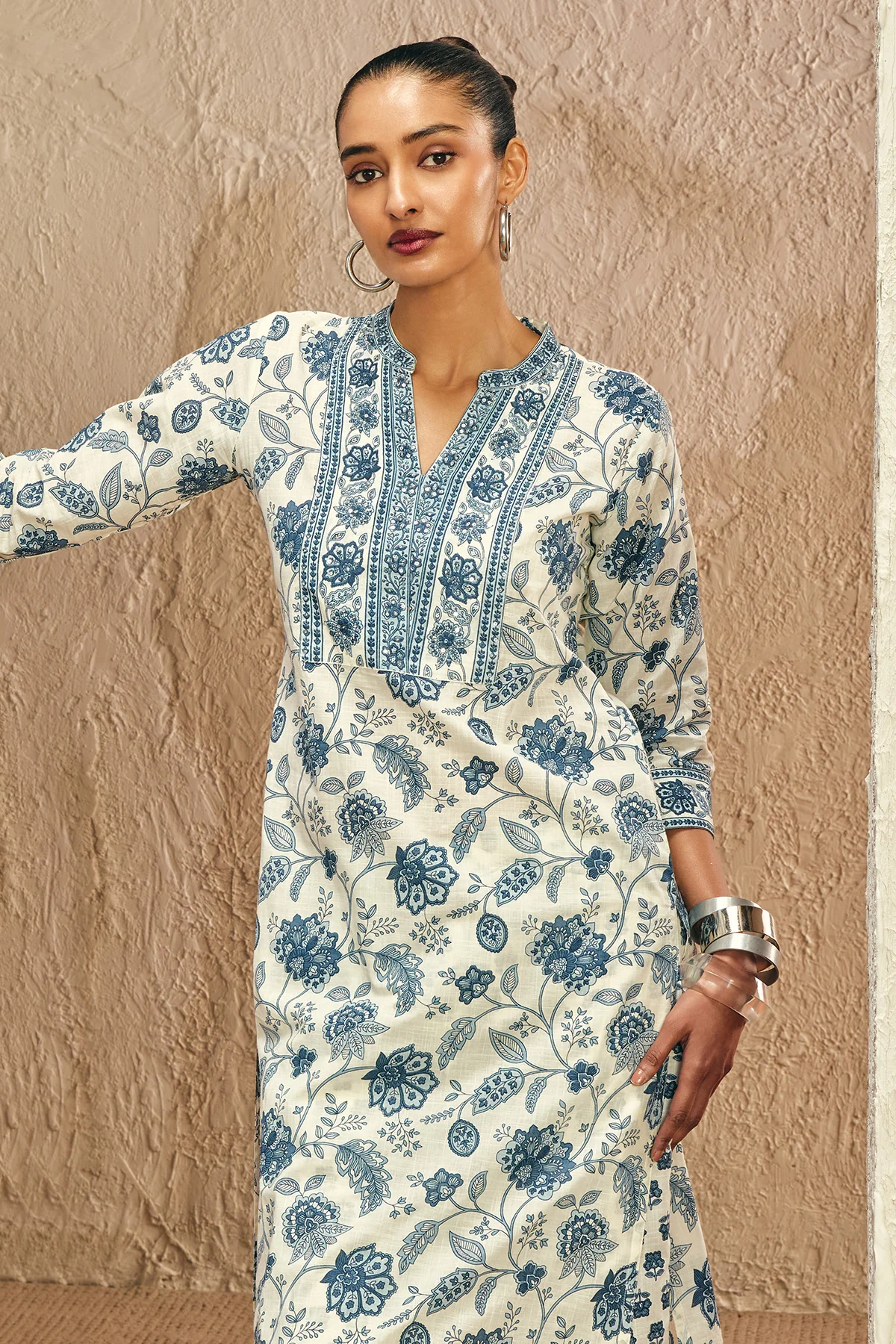 White Printed Kurta 3 Pcs Set - Image 2
