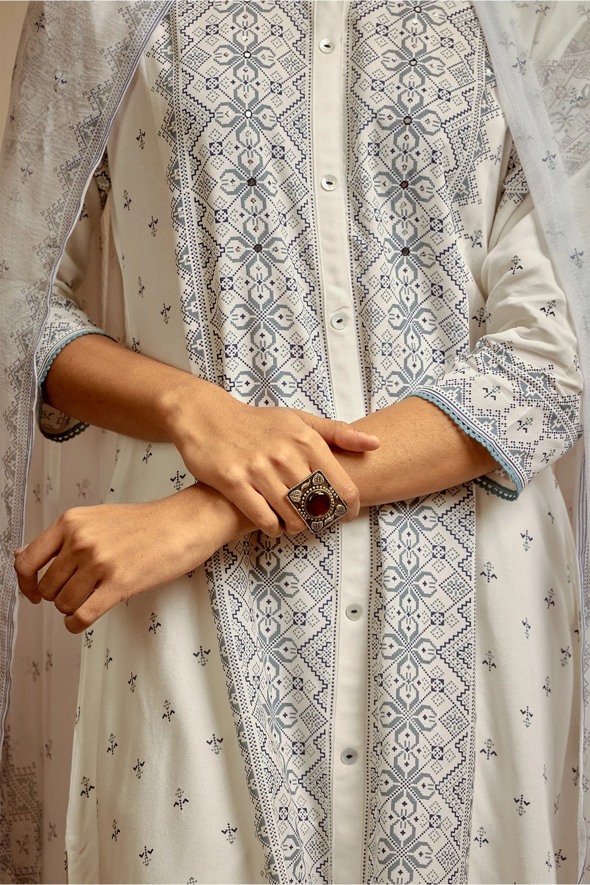White Printed Kurta 3 Pcs Set - Image 4