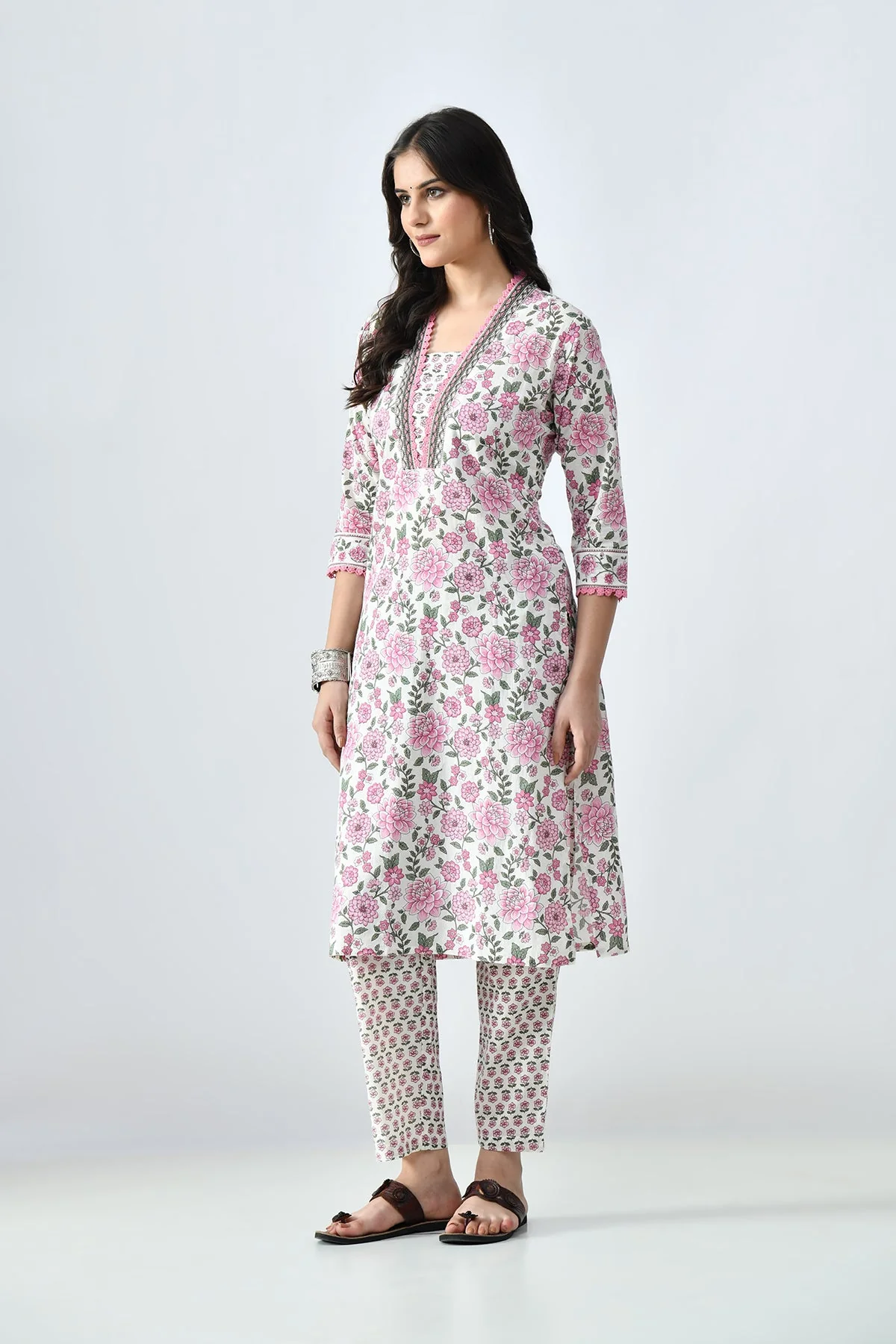 White Printed Kurta 2 Pcs Set - Image 3