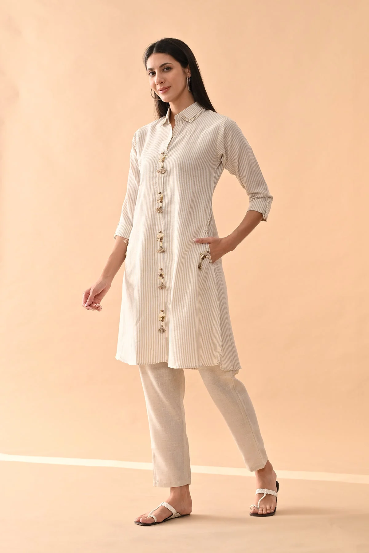 White Self Design kurta 2 Pcs Set - Image 2