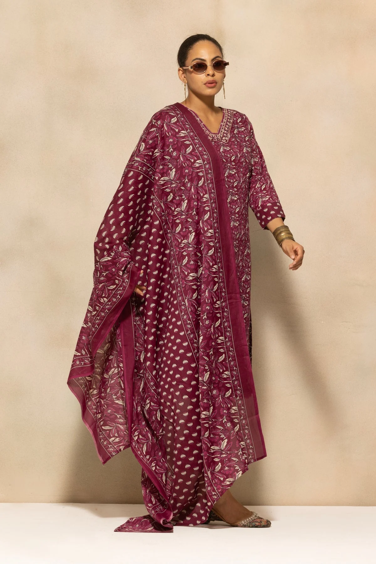 Wine Printed Kurta 3 Pcs Set - Image 7