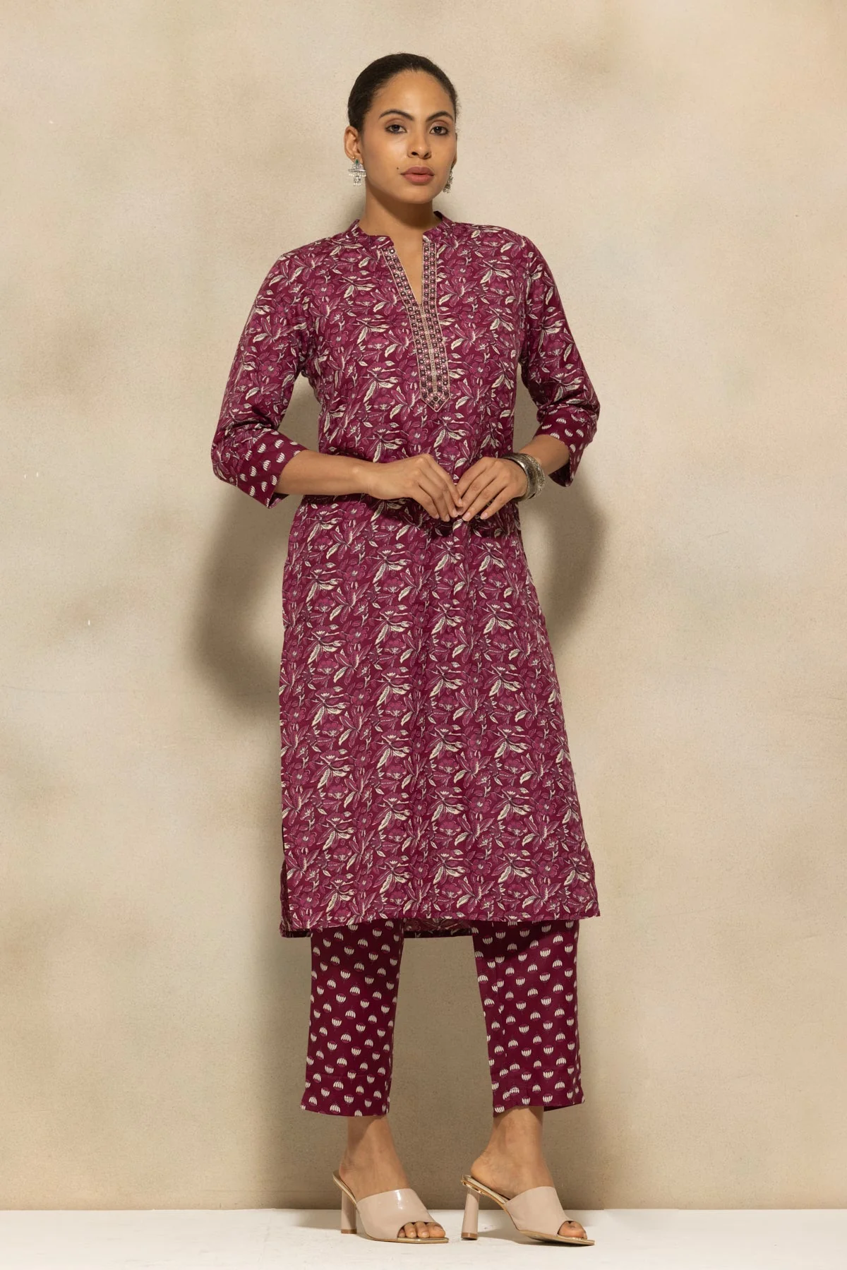 Wine Printed Kurta 3 Pcs Set - Image 3