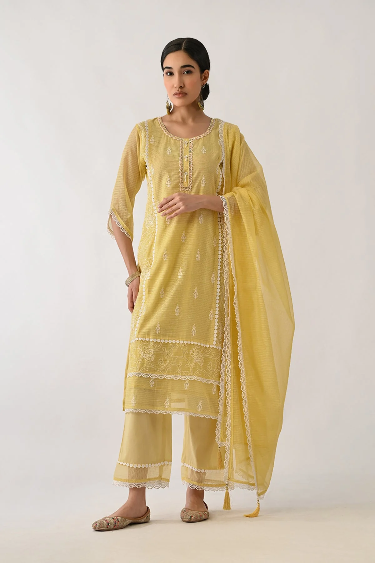 Yellow Embellished Kurta 3 Pcs Set - Image 4