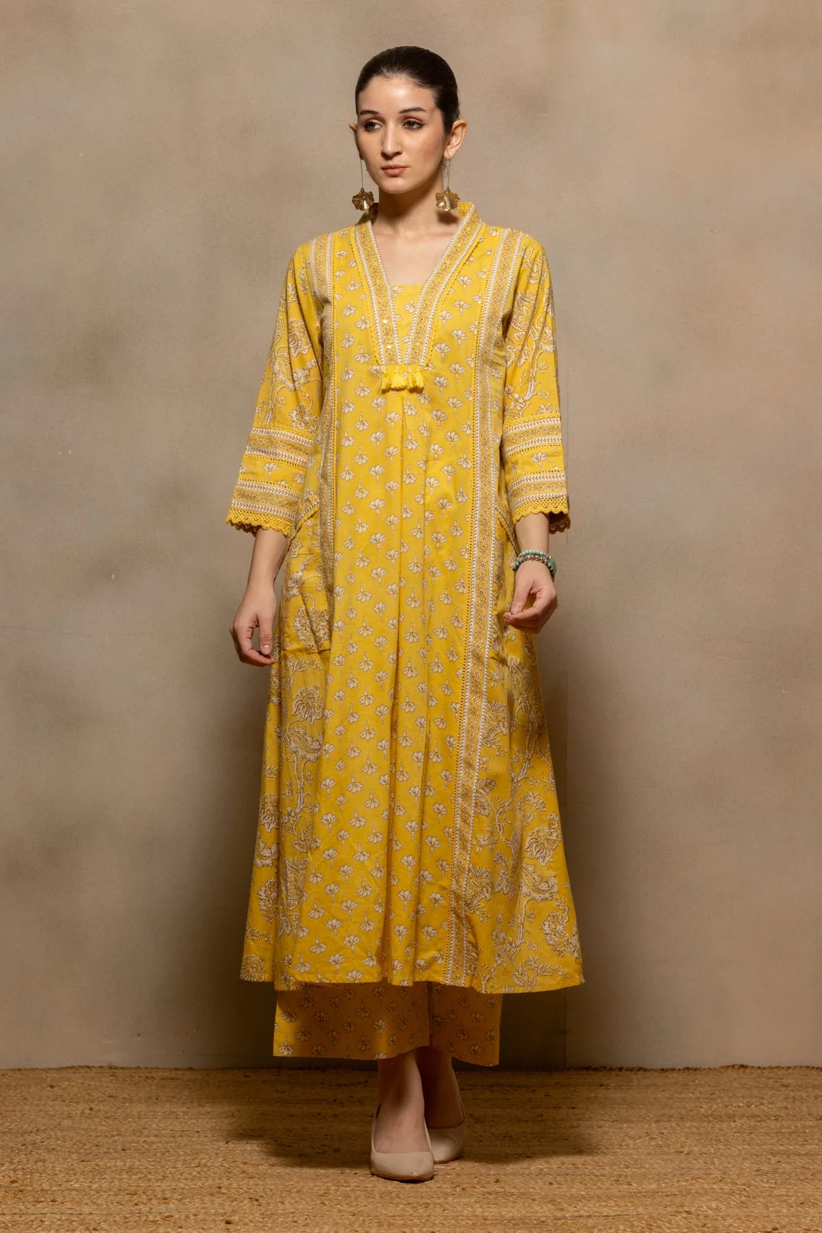 Yellow Floral Printed Flared Kurta 3 Pcs Set - Image 7