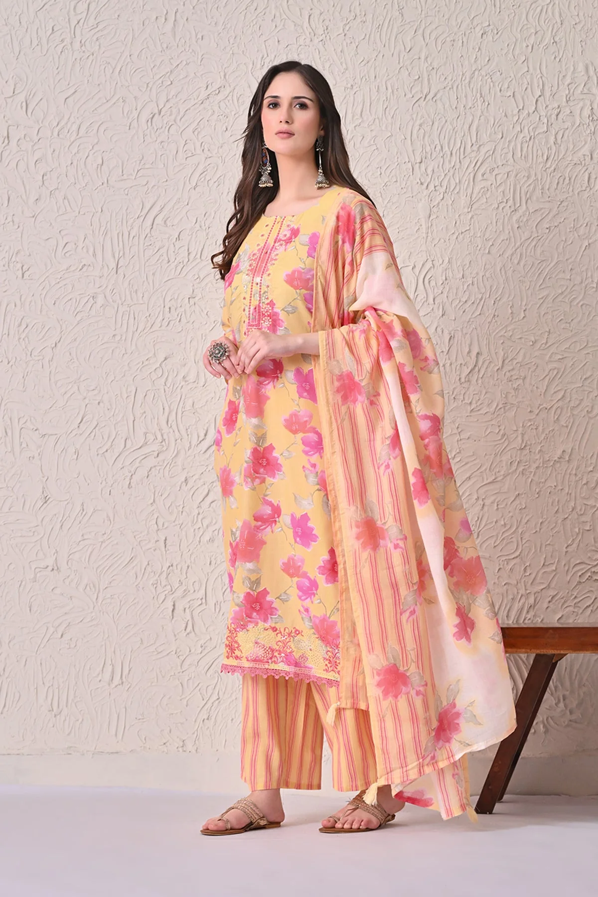 Yellow Floral Printed Kurta 3 Pcs Set - Image 3