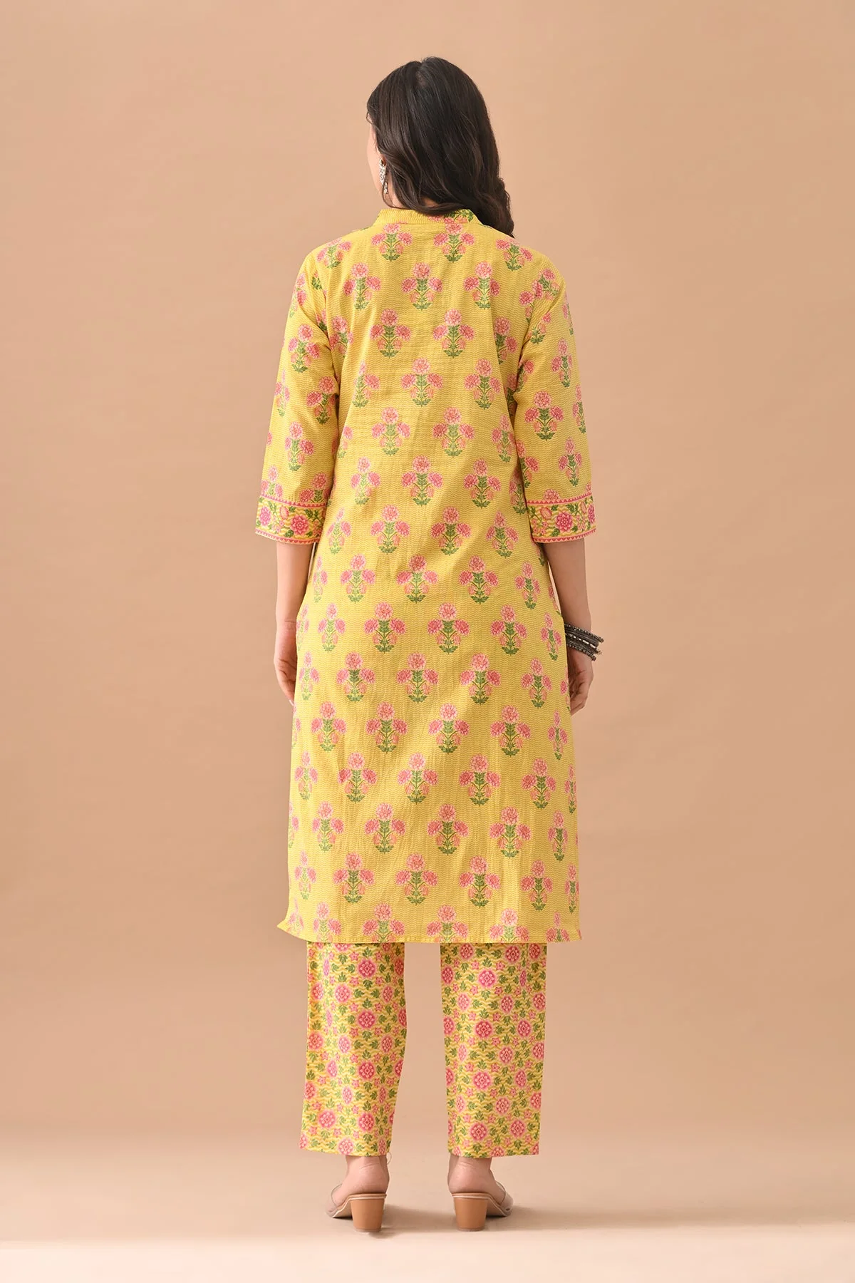 Yellow Floral Printed Kurta 3 Pcs Set - Image 5