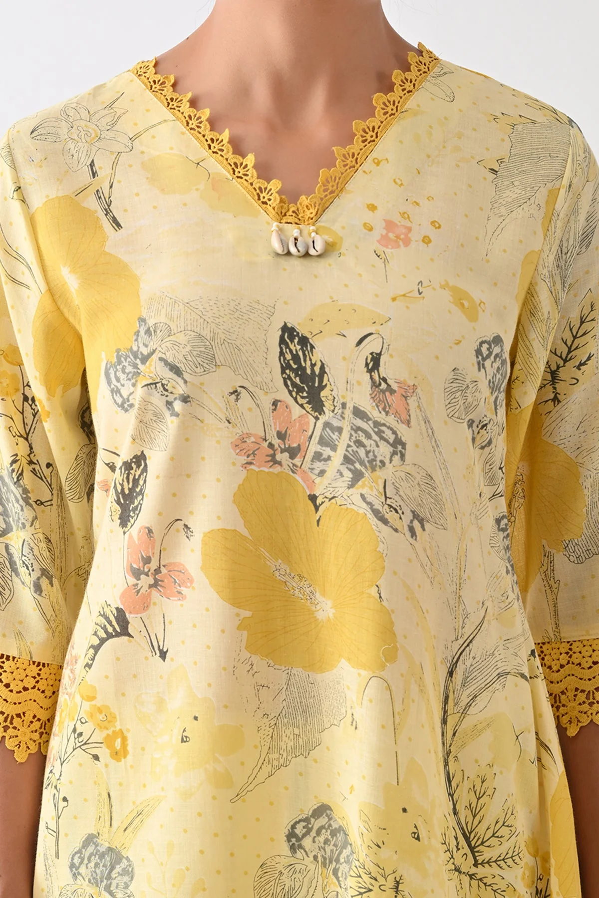 Yellow Floral Printed Kurta 3 Pcs Set - Image 4