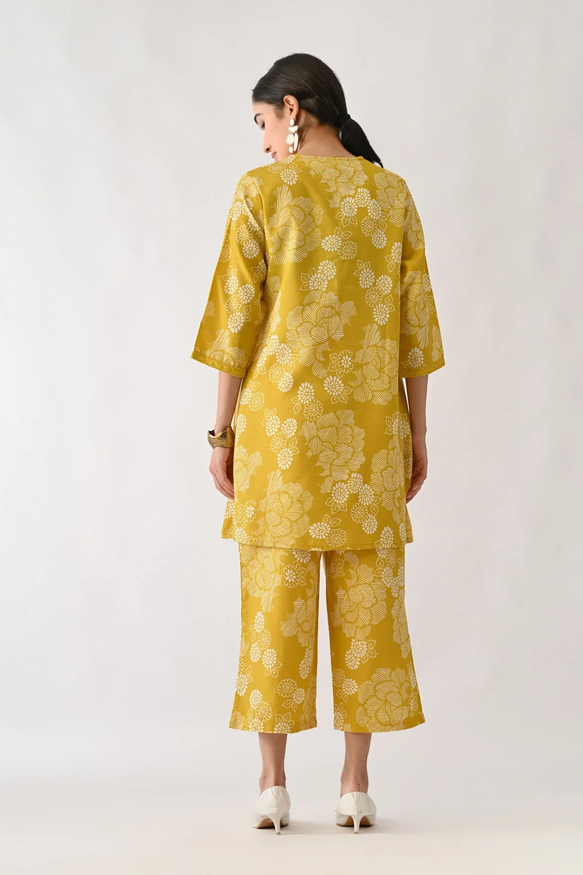 Yellow Printed A-line Kurta 2 Pcs Set - Image 3