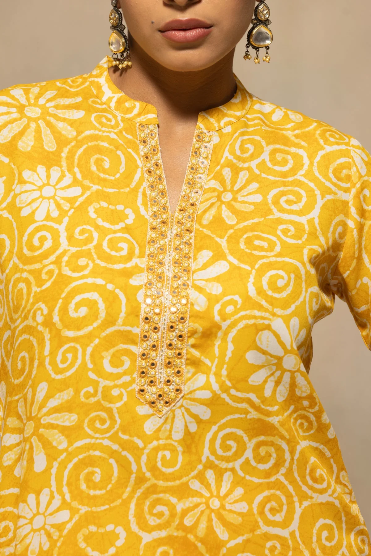 Yellow Printed Kurta 3 Pcs Set - Image 4