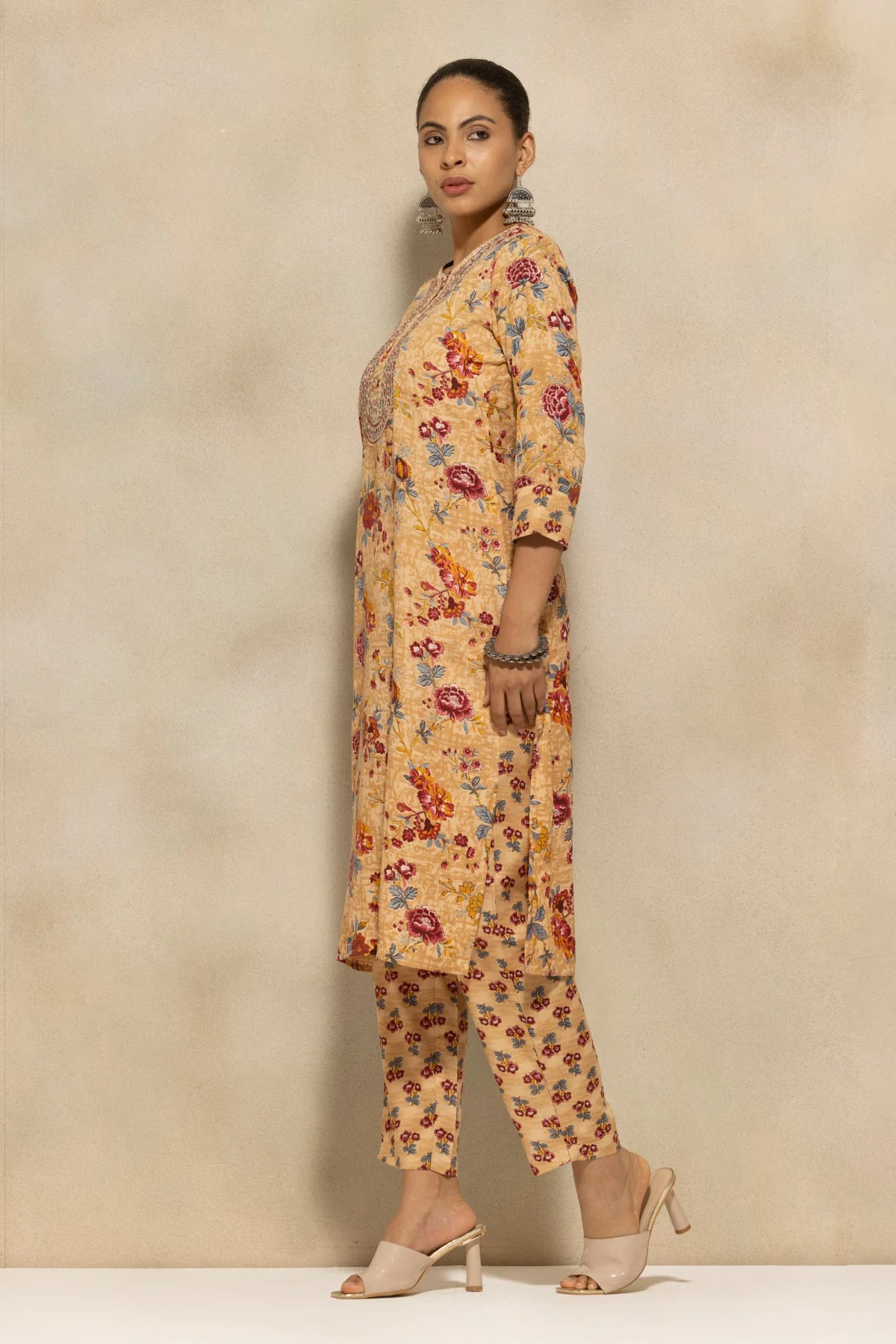 Yellow Printed Kurta 3 Pcs Set - Image 2