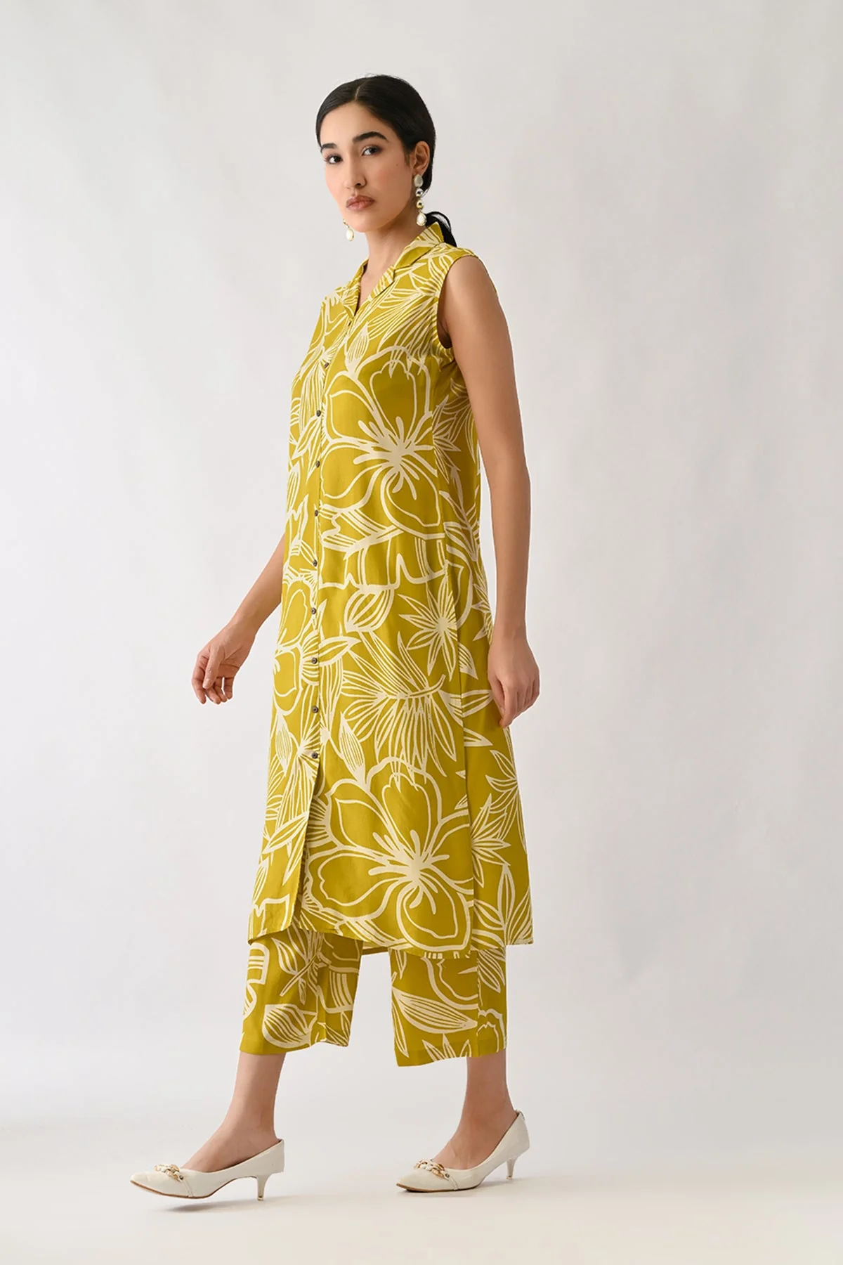 Yellow Printed Kurta 2 Pcs Set - Image 2
