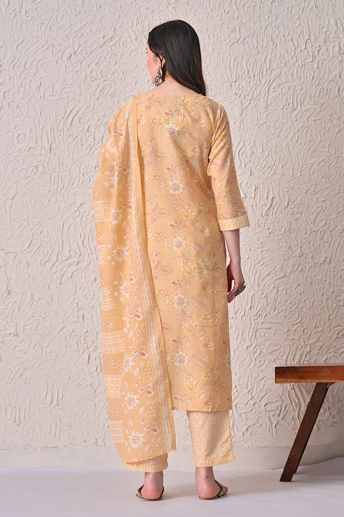 Yellow Printed Kurta 3 Pcs Set - Image 5